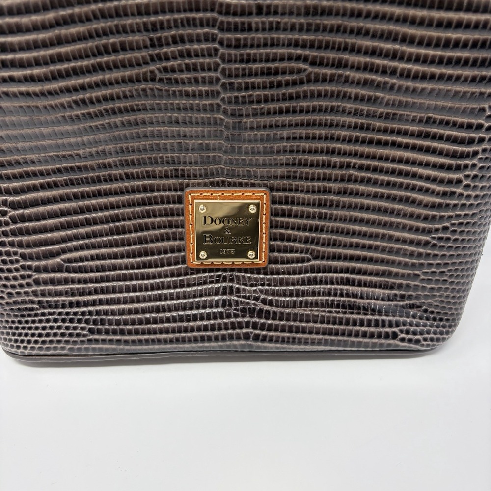 Dooney & Bourke Lizard Embossed Letter Carrier Crossbody Bag Purse in Black - Picture 3 of 12
